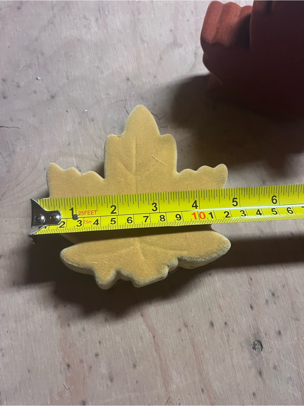 Fall leaf decor - Picture 4 of 4